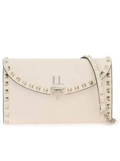 Women's Rockstud Clutch Bag Beige - VALENTINO - BALAAN 2