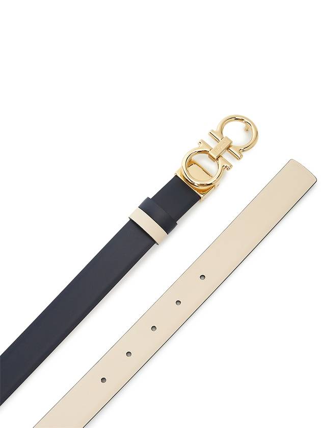 Women's Gancini Buckle Reversible Leather Belt Bone Navy - SALVATORE FERRAGAMO - BALAAN 5