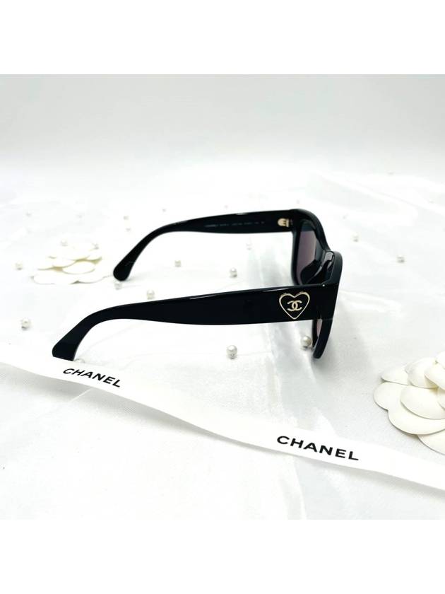 Heart Sunglasses CC Logo Square Black Asian Fit A71468 - CHANEL - BALAAN 4