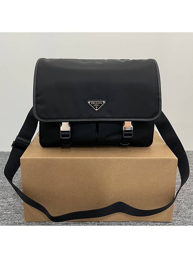 Triangle Logo Re-Nylon Saffiano Leather Messenger Bag Black - PRADA - BALAAN 3