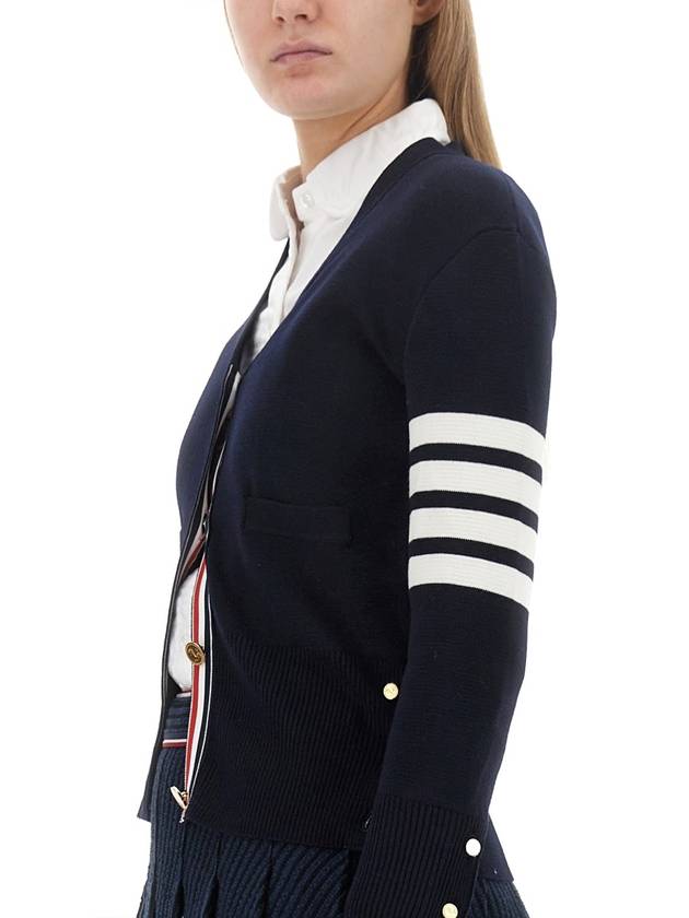 CARDIGAN CON SCOLLO A V - THOM BROWNE - BALAAN 9