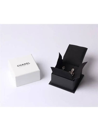 Crystal drop heart CC logo earrings light gold ABA102 - CHANEL - BALAAN 2