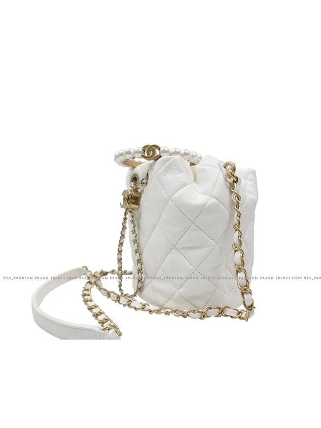 Small white bucket bag AS2608 - CHANEL - BALAAN 3