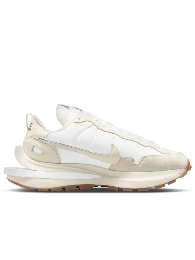 Nike x Vapor Waffle White and Gum DD1875100 - SACAI - BALAAN 3