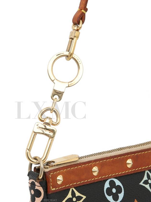 women pouch bag - LOUIS VUITTON - BALAAN 8