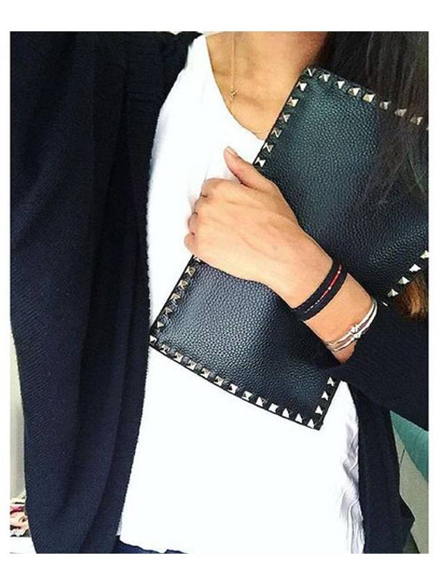 Rockstud Clutch Bag Black - VALENTINO - BALAAN 7