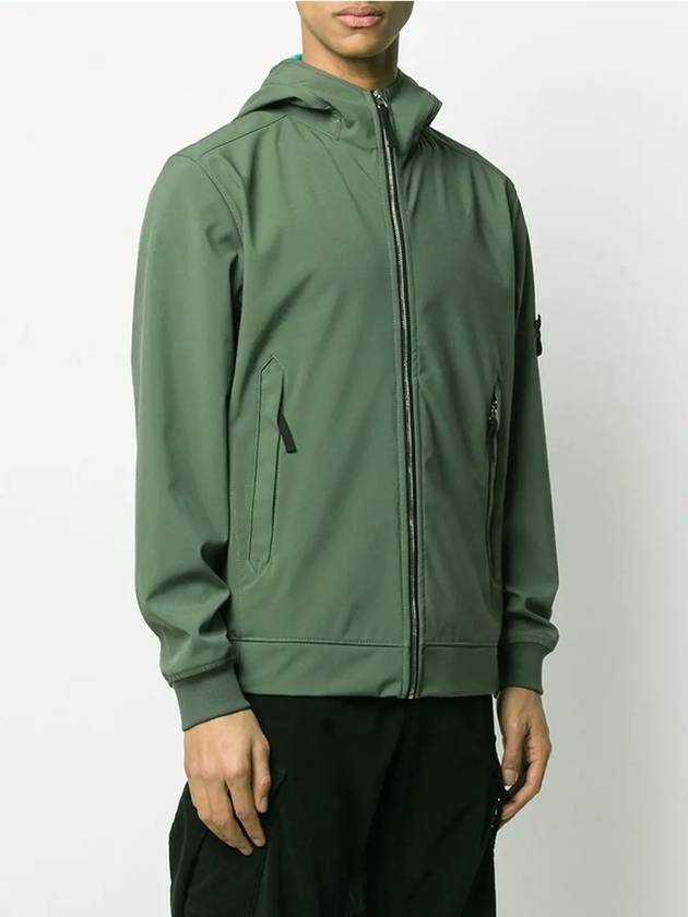 Men's Soft Shell Wappen Hooded Jacket Khaki - STONE ISLAND - BALAAN 5