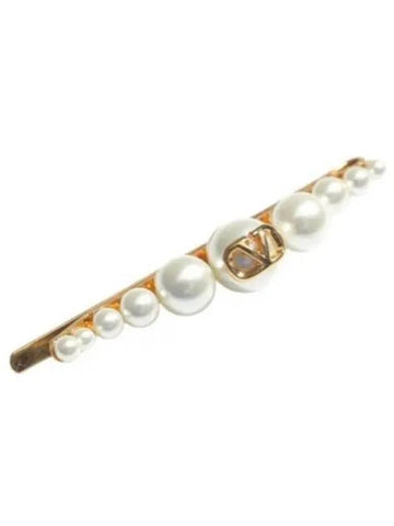 V Logo Signature Metal Pearl Hair Clip Gold - VALENTINO - BALAAN 1