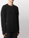 Men's Lens Wappen Zipper Pocket Crew Neck Sweatshirt Black - CP COMPANY - BALAAN 4