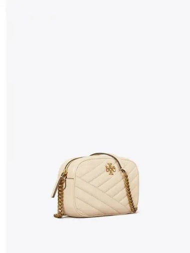 Kira Chevron Camera Bag Cream Domestic Product GM0024020561329 - TORY BURCH - BALAAN 1