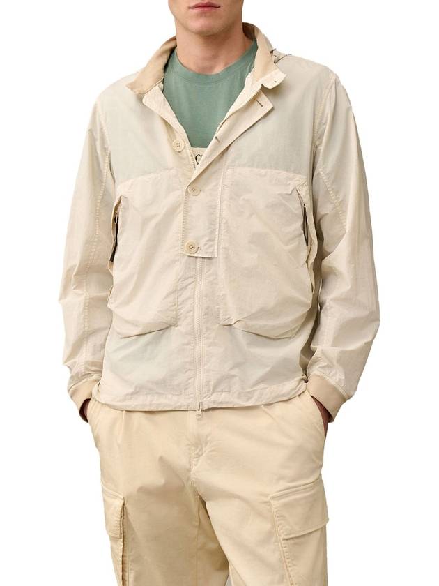 Flatt Nylon Goggle Over Long Sleeve Shirt Beige - CP COMPANY - BALAAN 3