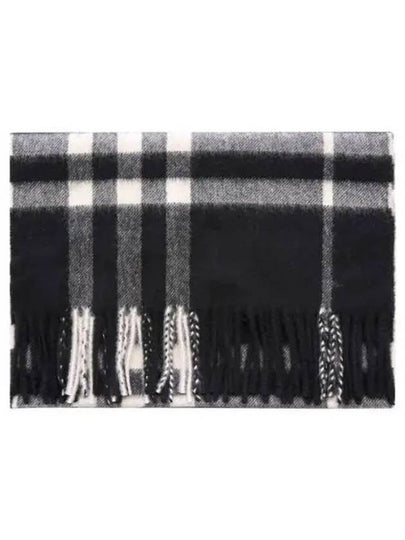 Check Cashmere Black Muffler 271075 - BURBERRY - BALAAN 1