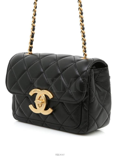 women cross bag - CHANEL - BALAAN 2