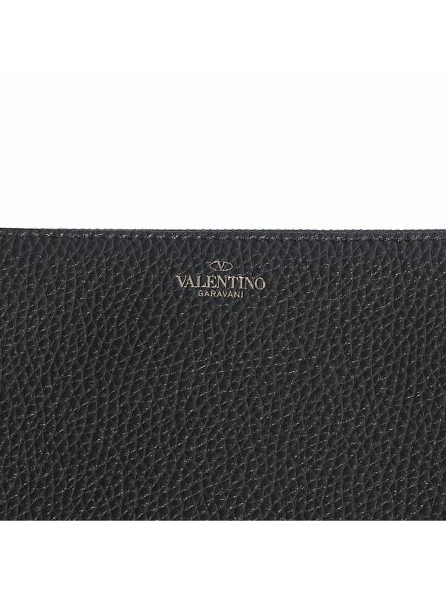 Women's Rockstud Leather Clutch Bag Black - VALENTINO - BALAAN 4