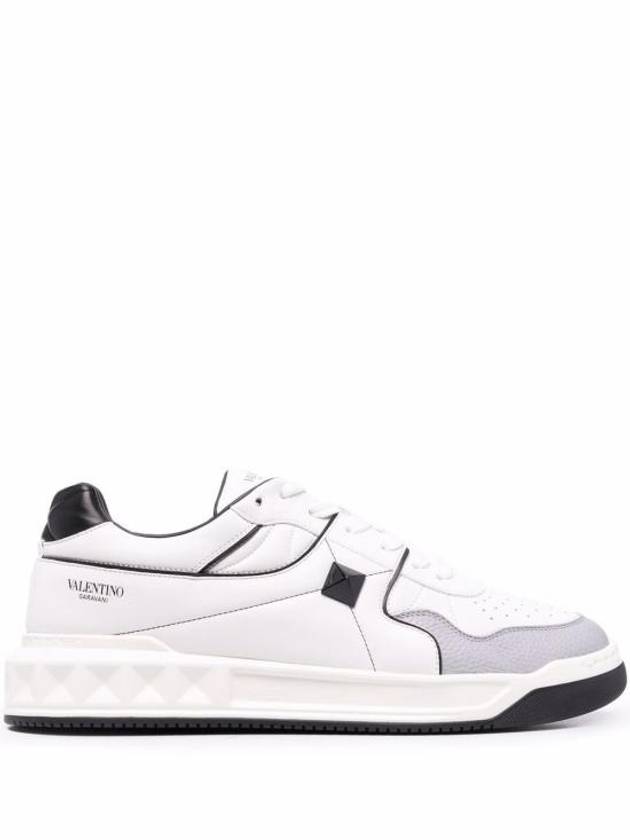 Stud Low Top Sneakers White - VALENTINO - BALAAN 2