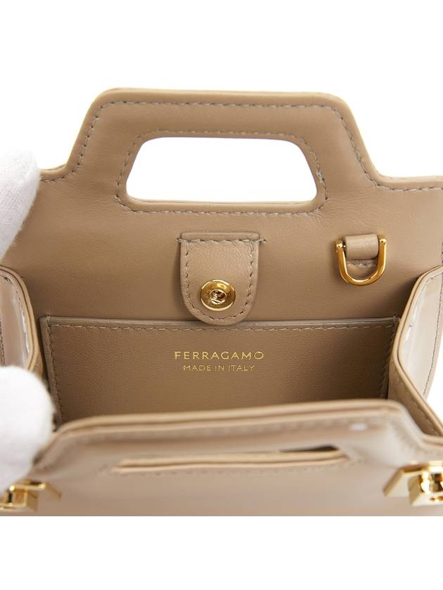 Wanda Micro Cross Bag Beige - SALVATORE FERRAGAMO - BALAAN 11