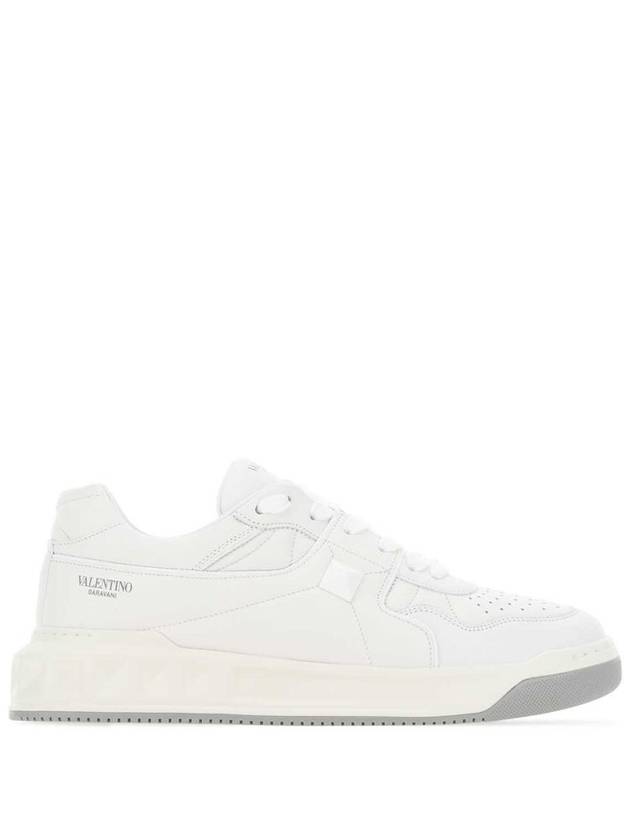 Stud Low Top Sneakers White - VALENTINO - BALAAN 2