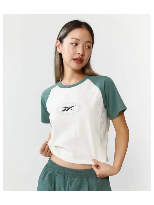 Semi crop color combination t shirt women s ivory green - REEBOK - BALAAN 1