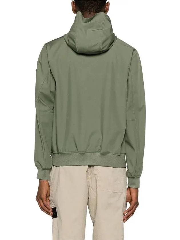 Light Soft Shell R E Dye Technology In Recycled Polyester Hooded Jacket Green - STONE ISLAND - BALAAN 5