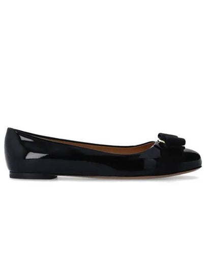 Women’s Varina Bellet Flats Black - SALVATORE FERRAGAMO - BALAAN 2