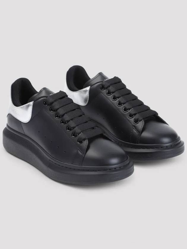 Oversized Silver Tab Low Top Sneakers Black - ALEXANDER MCQUEEN - BALAAN 4