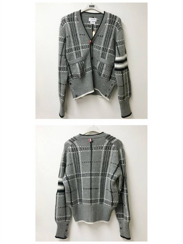 Hairline Check Intarsia Classic Cashmere V Neck Cardigan Light Grey - THOM BROWNE - BALAAN 5