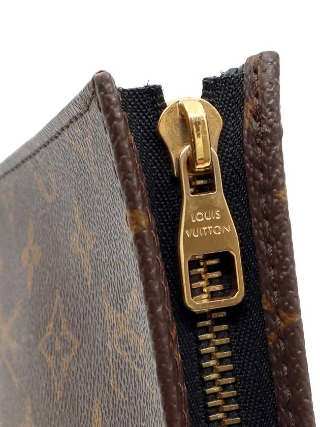 Monogram Canvas Pochette Toilet NM Clutch - LOUIS VUITTON - BALAAN 8