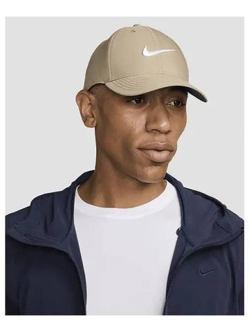 Dry Fit Club Structure Swoosh Cap Khaki White FB5625 247 720959 - NIKE - BALAAN 1