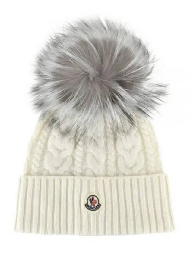 Logo Patch Fox Fur Foam Beanie Black Ivory 9Z70301 A9328 - MONCLER - BALAAN 1