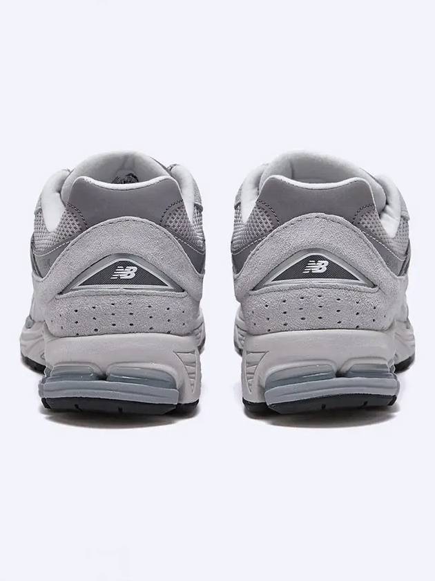 Sneakers Gray ML2002R0 - NEW BALANCE - BALAAN 5