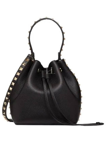 5W0B0L31 VSF 0NO 5W2B0L31 Rockstud bucket bag - VALENTINO - BALAAN 1