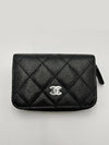 Classic Zipped Coin Purse Grained Calfskin Silver Black - CHANEL - BALAAN 2