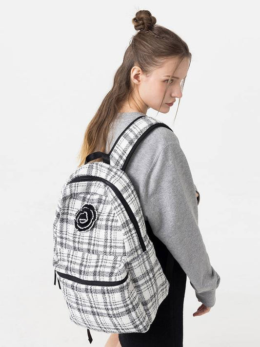 Cozy BackpackWhite Tweed - HOLLY LOVES LOVE - BALAAN 1