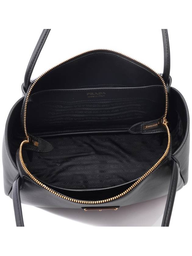 Triangle Logo Medium Shoulder Bag Black - PRADA - BALAAN 7