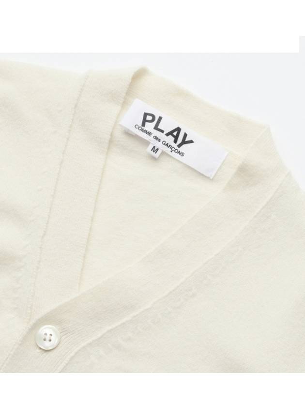 Play White Waffen V-neck Cardigan Ivory - COMME DES GARCONS - BALAAN 6