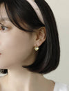 Volume Cubic Heart Earring Gold - SOSOO - BALAAN 4