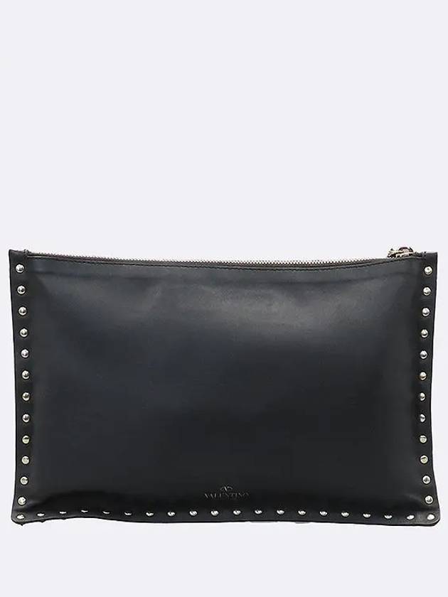 PW2P0269BOL Black Leather Rockstud Embellished Clutch - VALENTINO - BALAAN 1