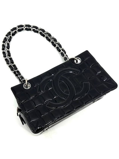 Chocolate bar patent mini chain shoulder bag - CHANEL - BALAAN 2