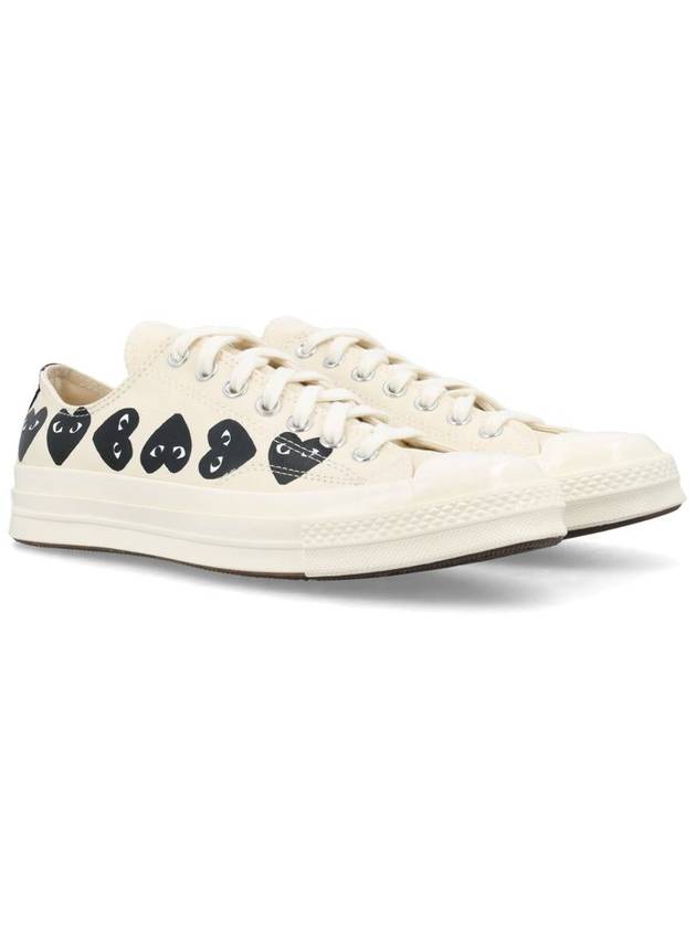 Comme Des Garçons Play X Converse Multi Heart Low Top - COMME DES GARCONS PLAY - BALAAN 2