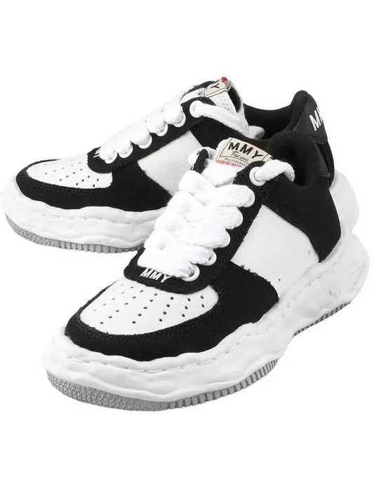 Wayne OG Sole Canvas Low Top Sneakers Black White - MAISON MIHARA YASUHIRO - BALAAN 2