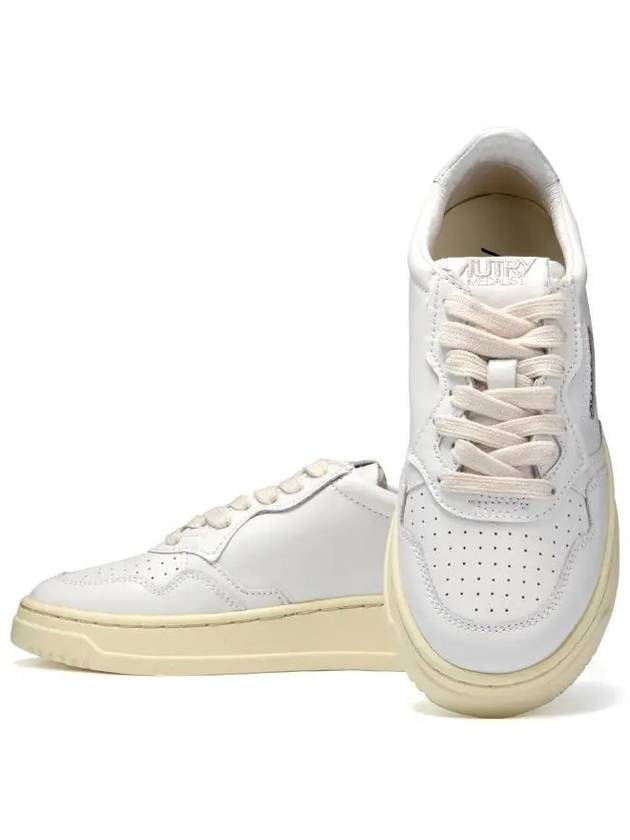 Medalist Leather Low Top Sneakers White - AUTRY - BALAAN 5