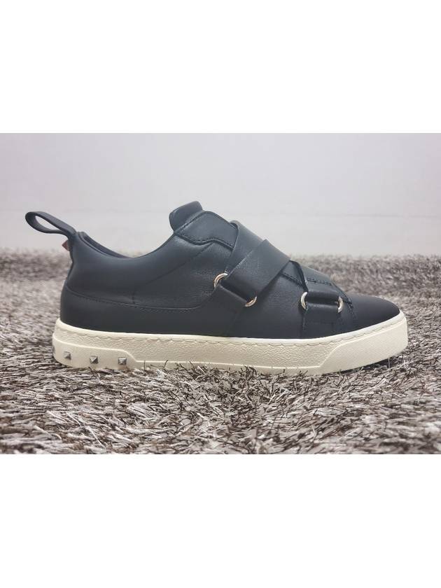 Rockstud Velcro Sneakers 36 5 235 - VALENTINO - BALAAN 8