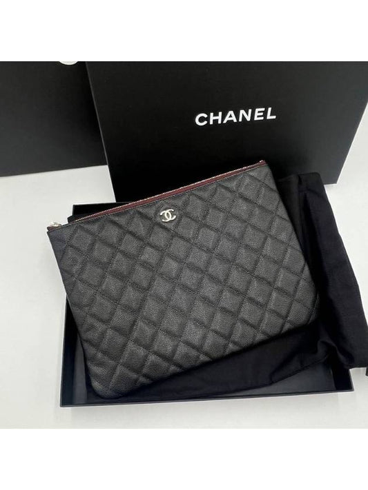 Medium Classic Clutch Bag Caviar Leather & Silver Black - CHANEL - BALAAN 2