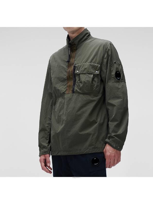 Men's Flat Nylon Lens Over Anorak Khaki - CP COMPANY - BALAAN.