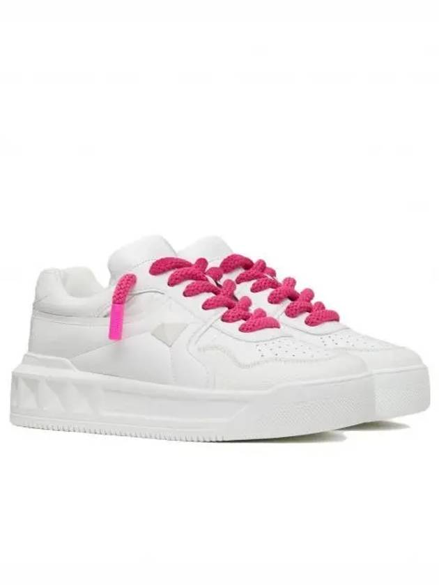 One Stud Leather Low Top Sneakers White - VALENTINO - BALAAN 2