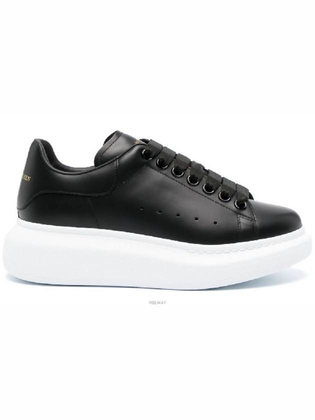 Oversized Leather Low Top Sneakers Black - ALEXANDER MCQUEEN - BALAAN 2