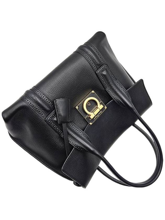 Ferragamo 21 D941 Black Gancini Suki Bag - SALVATORE FERRAGAMO - BALAAN 4