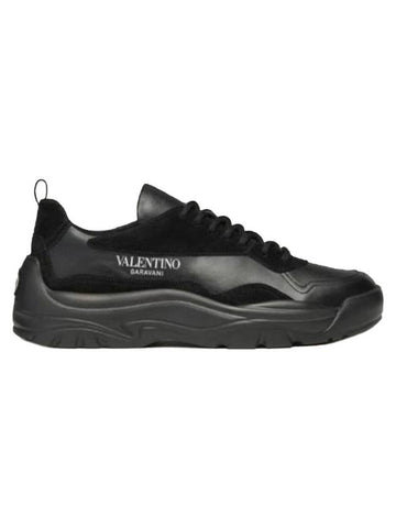 Men's Gumboy Low Top Sneakers Black - VALENTINO - BALAAN 1