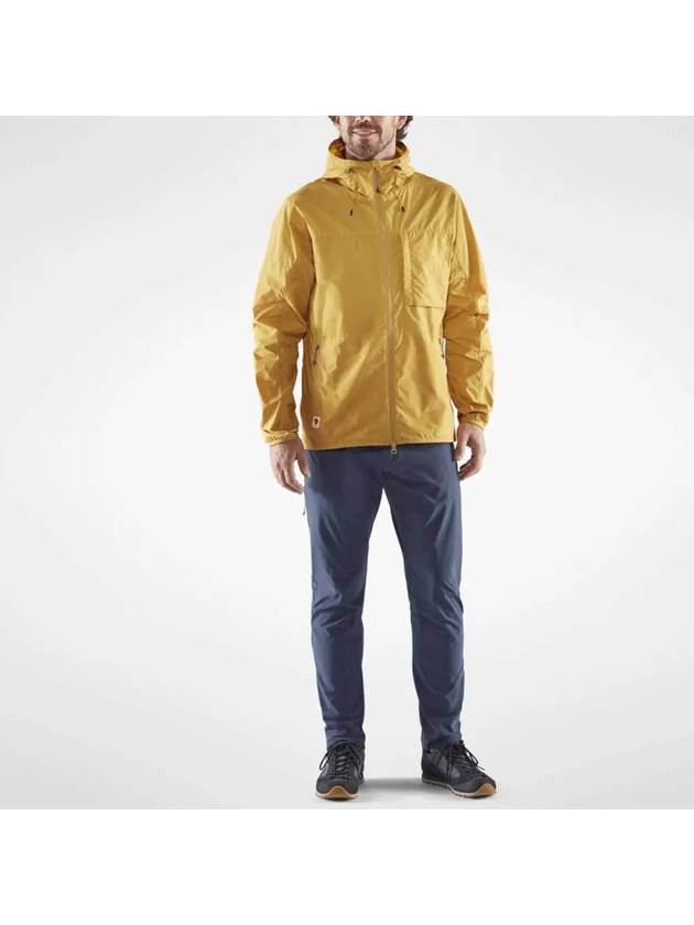 Men's High Cost Windbreaker Yellow - FJALL RAVEN - BALAAN 5