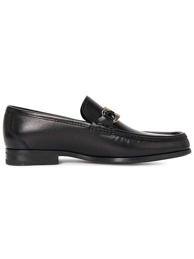 Gancini Ornament Moccasin Loafers Black - SALVATORE FERRAGAMO - BALAAN 5